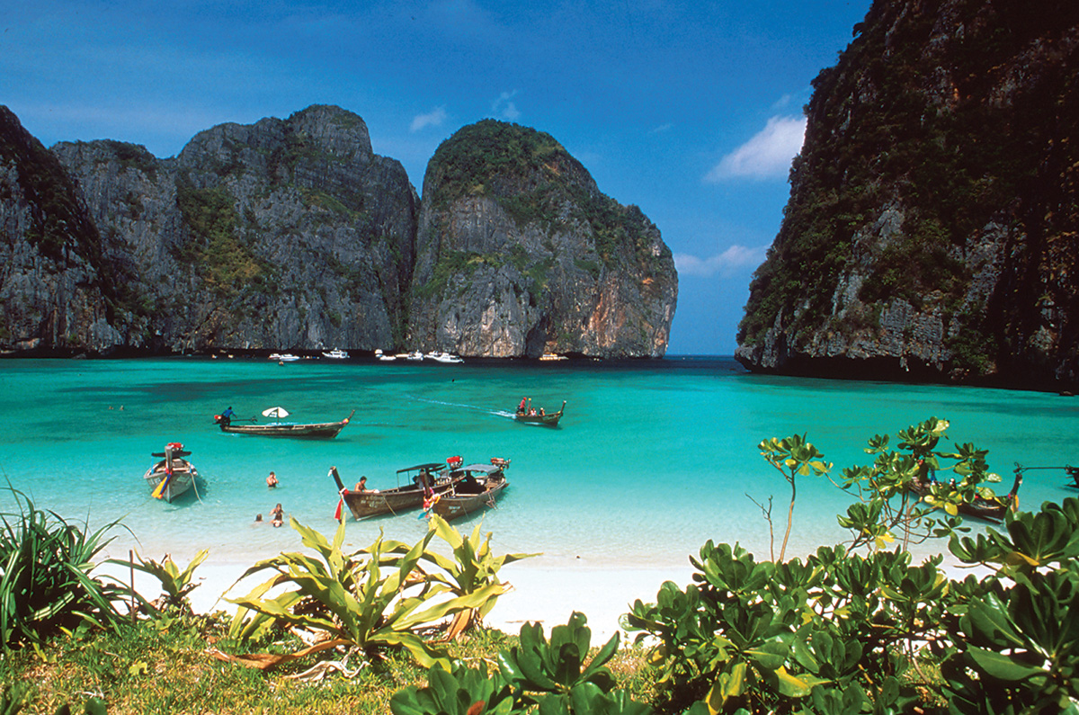 Speedboat charter PhiPhi Island